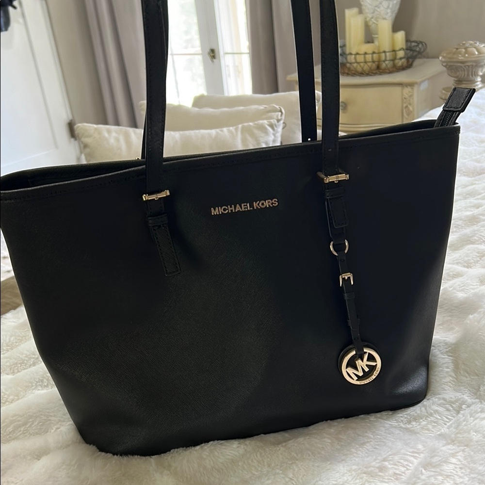 Michael Kors Black Structured Tote Bag and Wallet BUNDLE!!!! - Picture 2 of 16